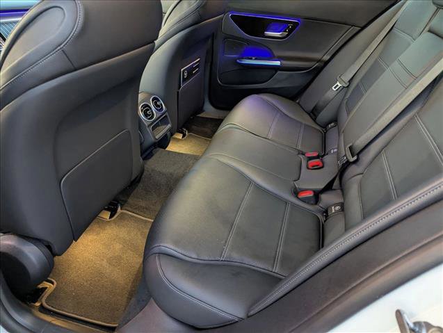 Used 2023 Mercedes-Benz C 300 Sedan image 13