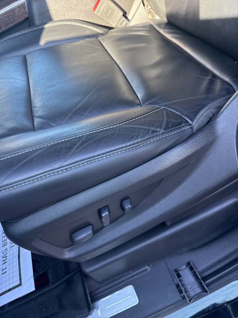 Used 2019 Chevrolet Suburban LT image 11