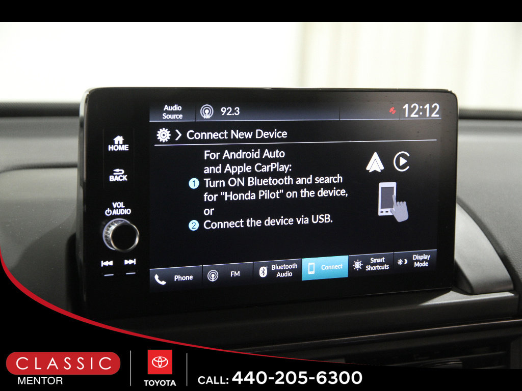 Used 2025 Honda Pilot TrailSport image 12