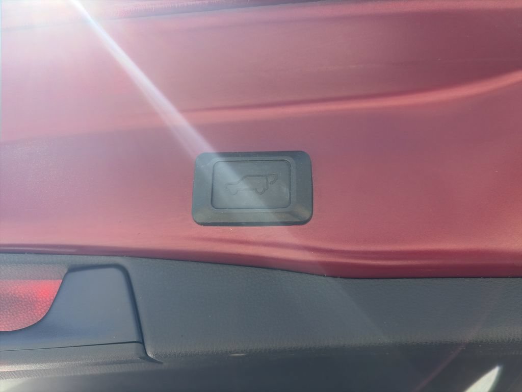 Used 2020 Toyota RAV4 Limited w/ Limited Grade Weather Package AWD/4WD image 30
