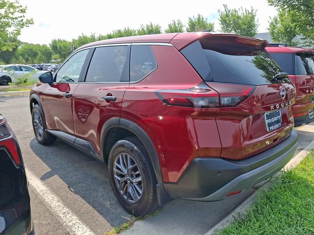 Used 2023 Nissan Rogue S AWD/4WD image 6