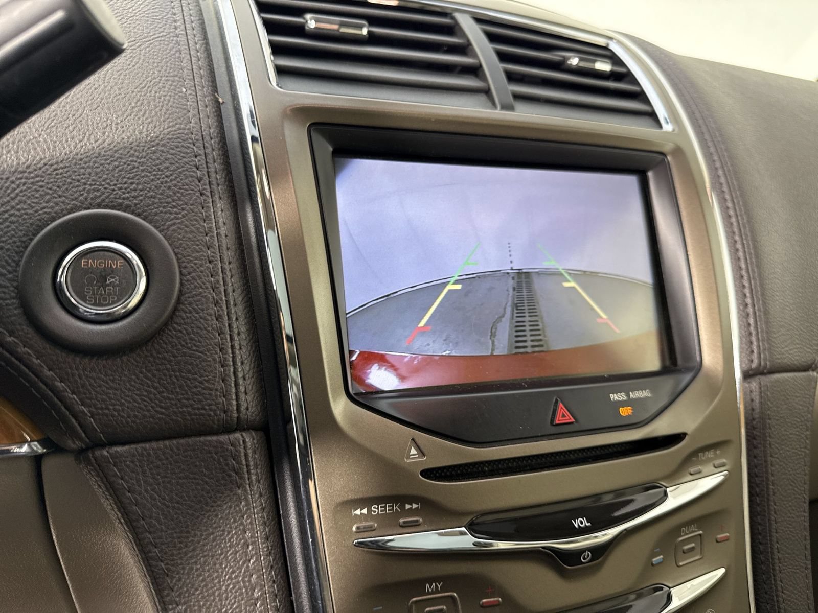 Used 2013 Lincoln MKX AWD image 7