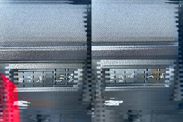 Certified 2025 Toyota Camry LE image 35