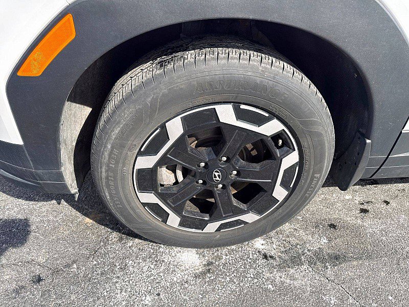 Used 2025 Hyundai Santa Fe SE image 14