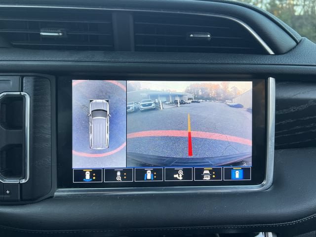 Used 2021 GMC Yukon Denali w/ Denali Premium Package AWD/4WD image 28