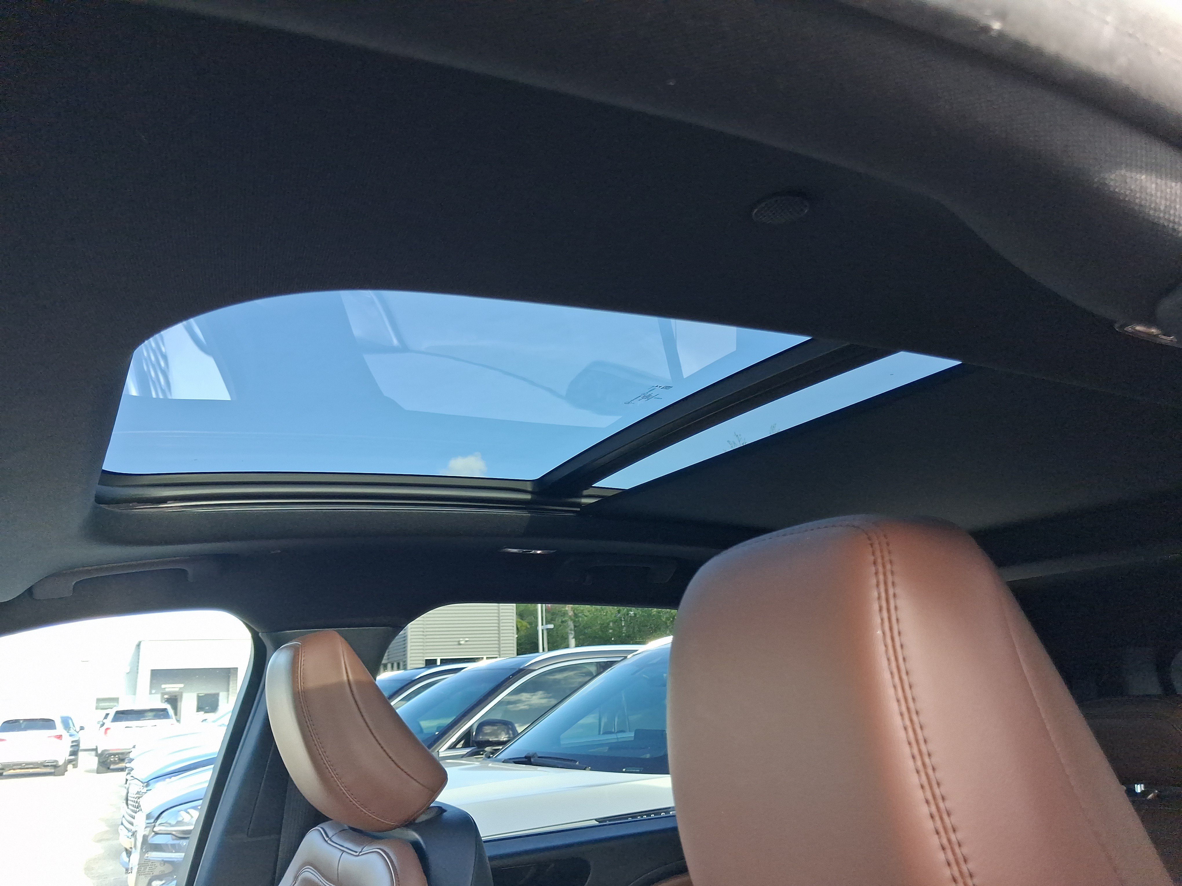 Certified 2023 Lincoln Aviator Reserve w/ Jet Package RWD image 13