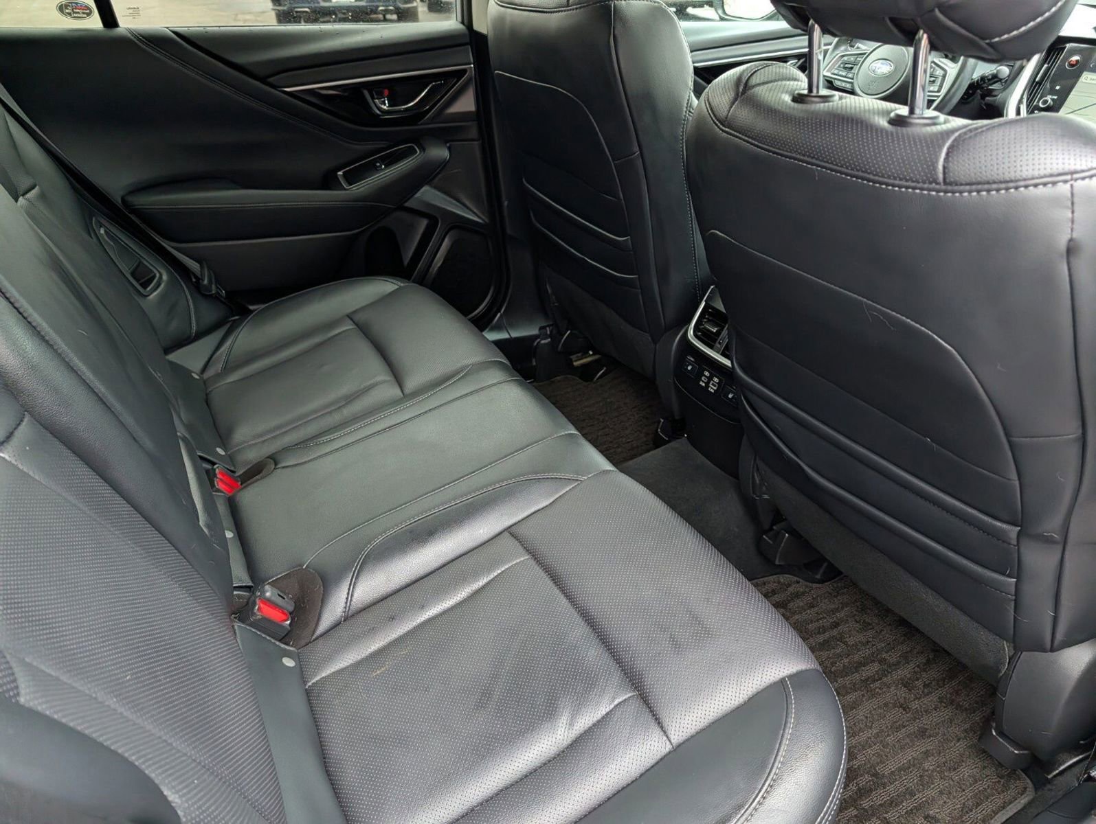 Used 2023 Subaru Outback Limited image 23