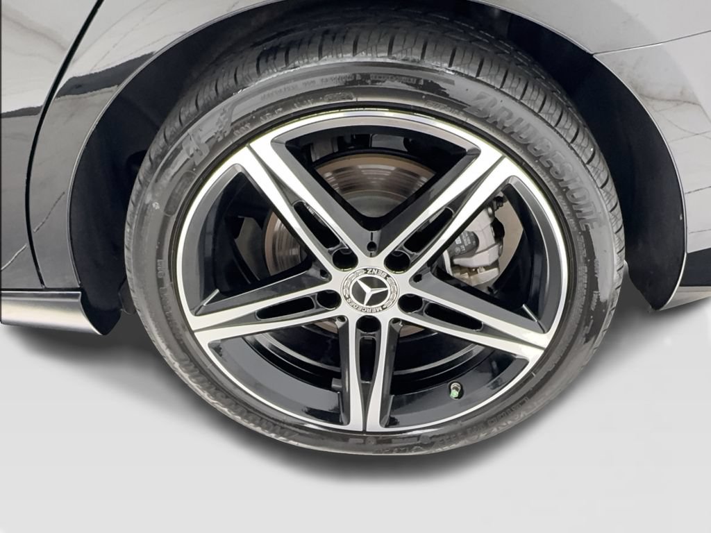Used 2022 Mercedes-Benz A 220 image 11