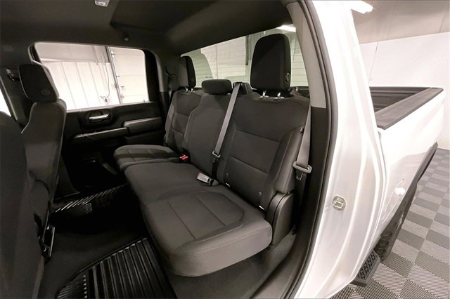 Used 2023 Chevrolet Silverado 2500 Custom image 21