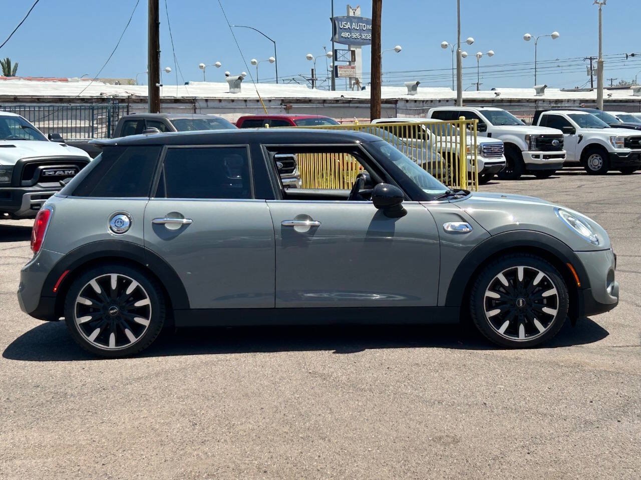 Used 2016 MINI Cooper S FWD image 2