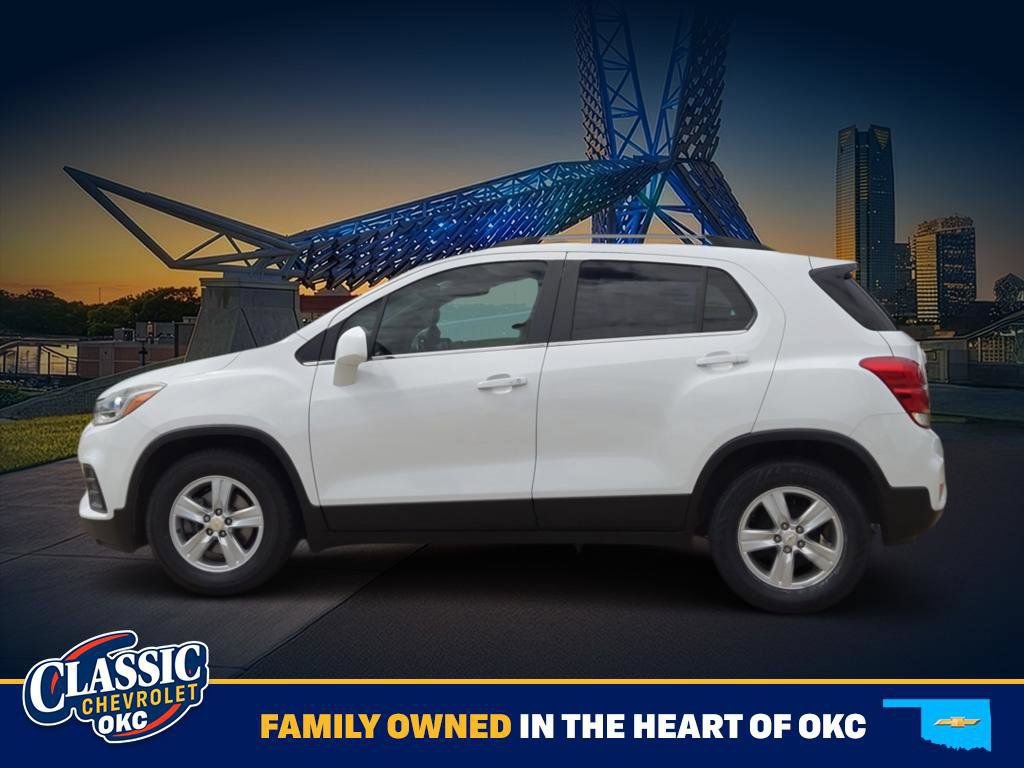 Used 2020 Chevrolet Trax LT w/ LT Convenience Package FWD image 4