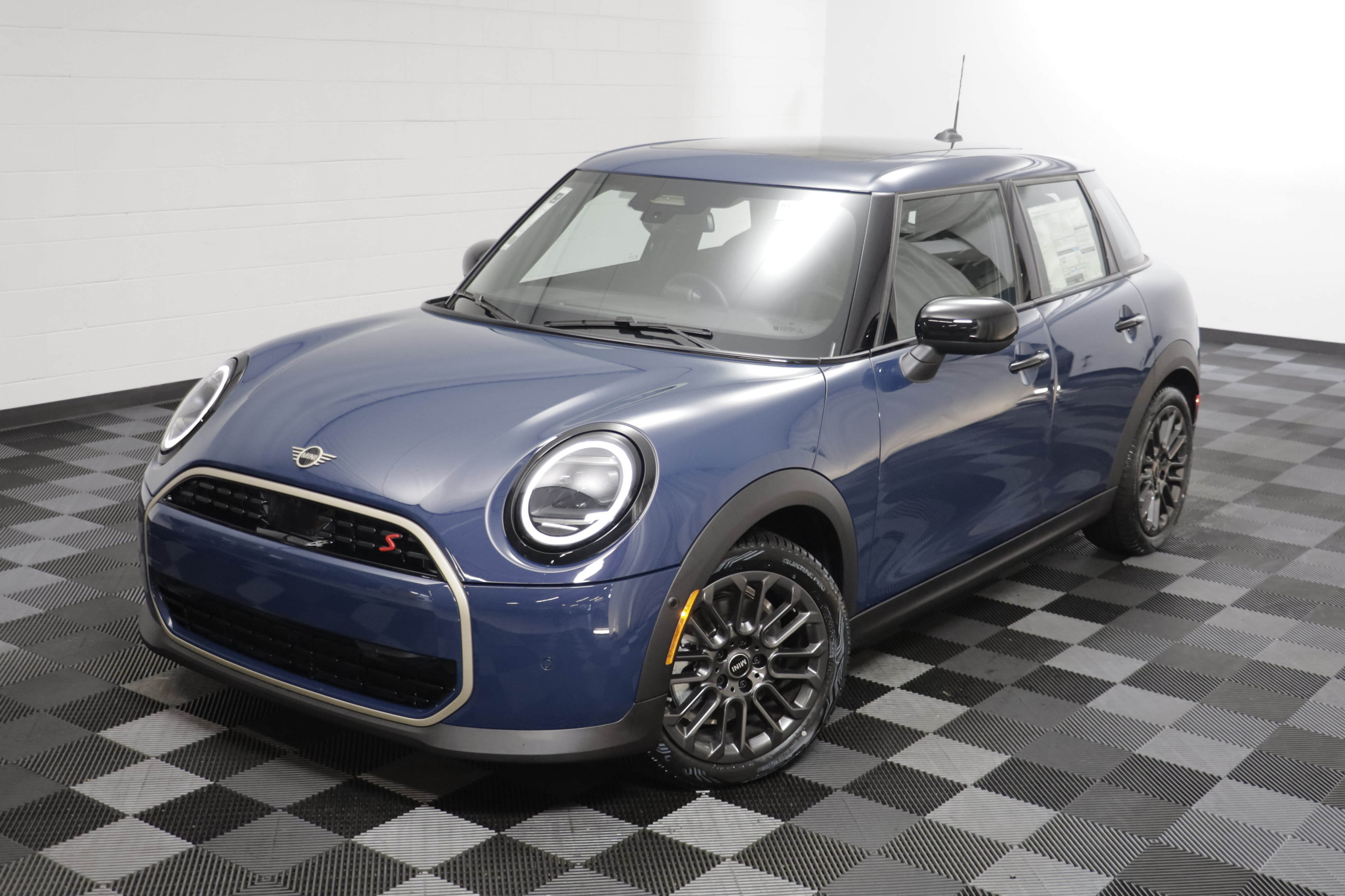 New 2026 MINI Cooper S FWD image 2
