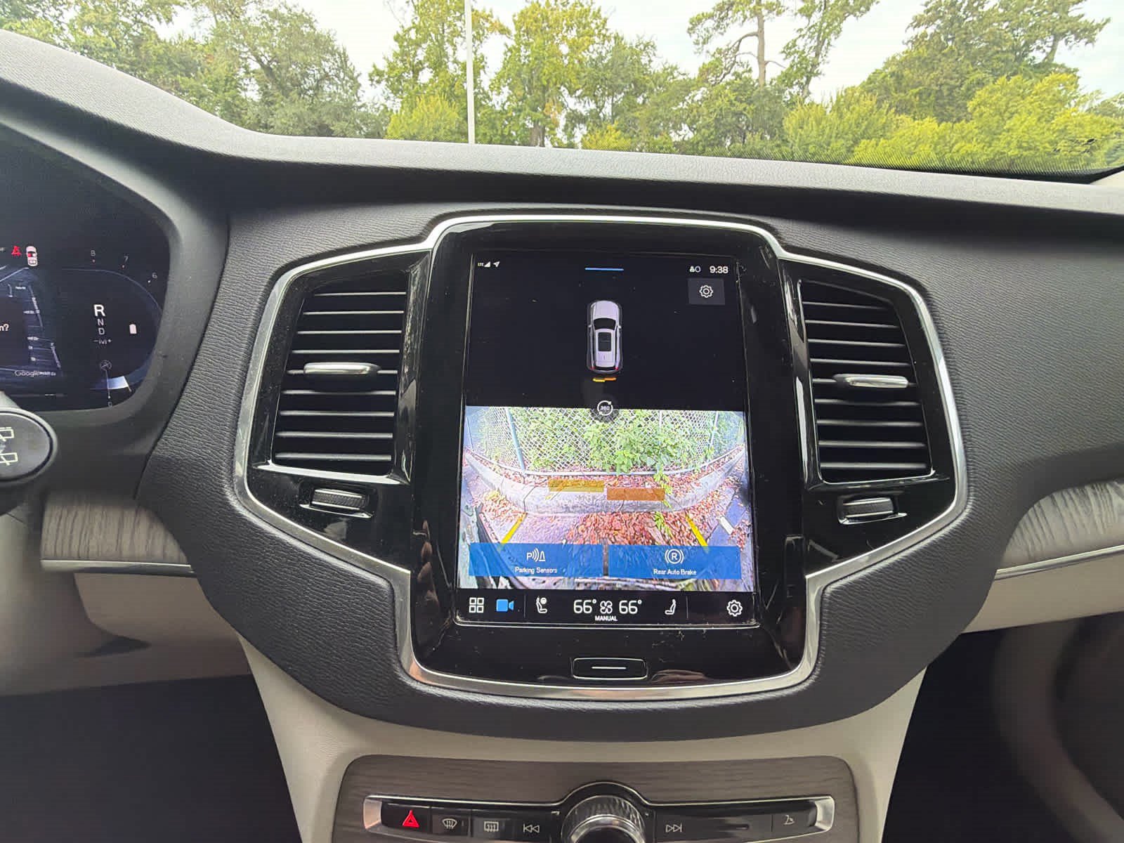 Used 2023 Volvo XC90 B6 Plus w/ Protection Package AWD/4WD image 29