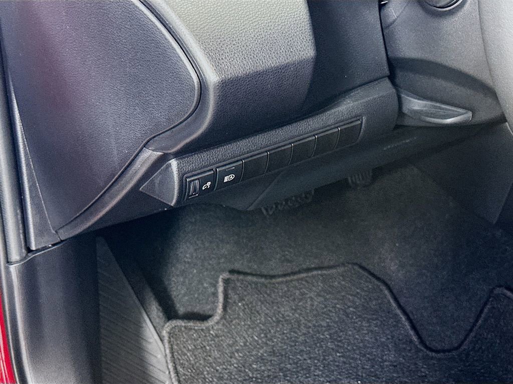 Certified 2025 Toyota Corolla SE FWD image 10
