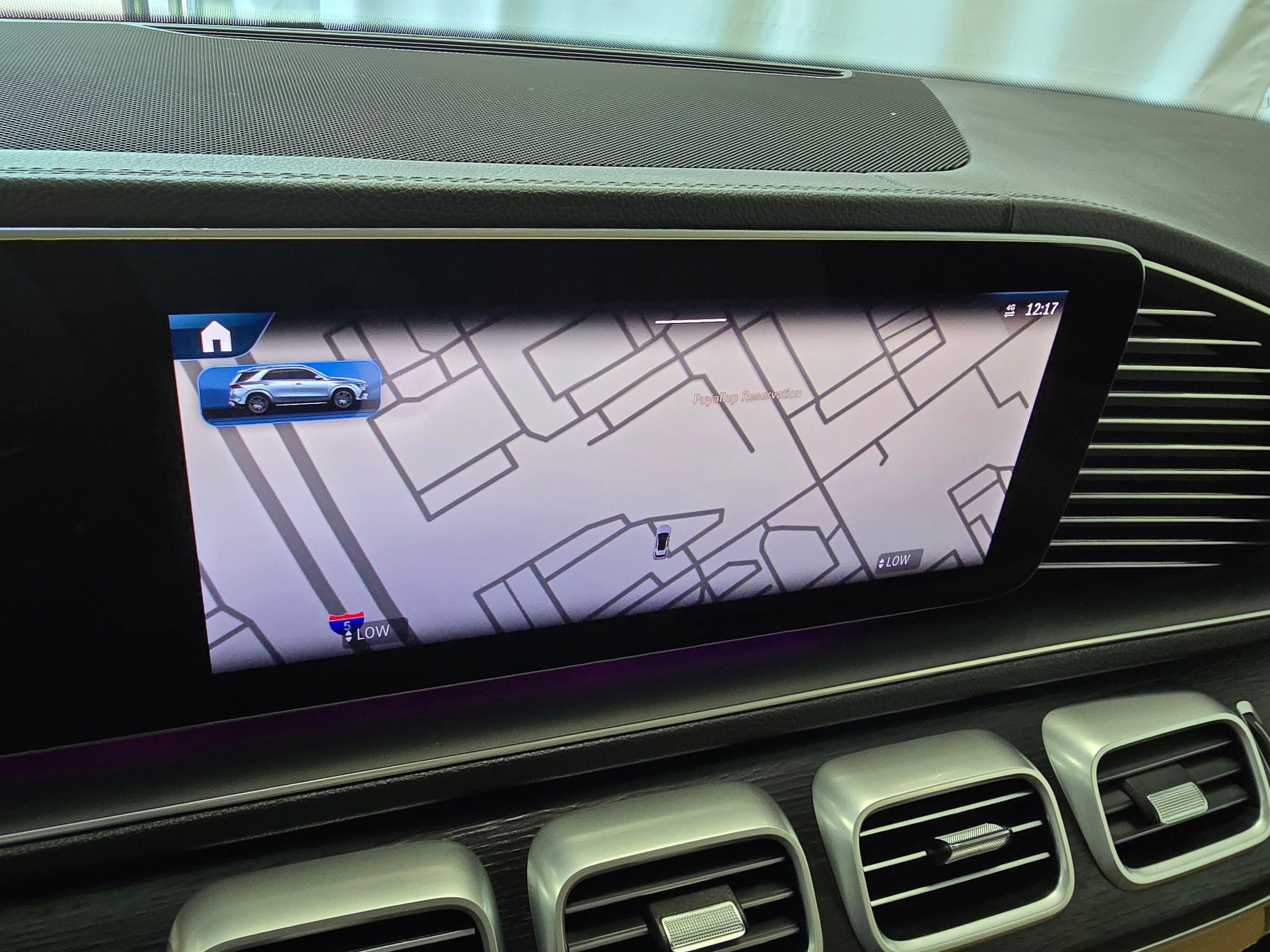 Used 2024 Mercedes-Benz GLE 580 4MATIC image 33