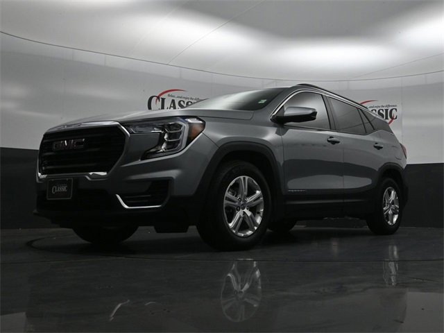 Used 2024 GMC Terrain SLE w/ Driver Convenience Package image 25