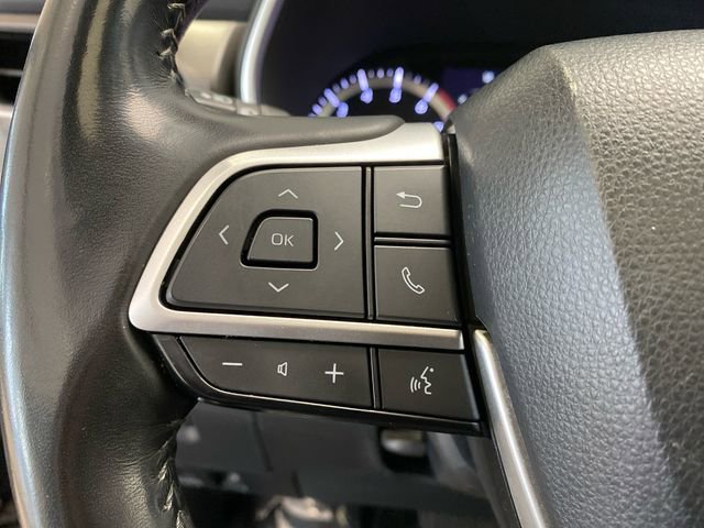 Used 2023 Toyota Highlander XLE image 19