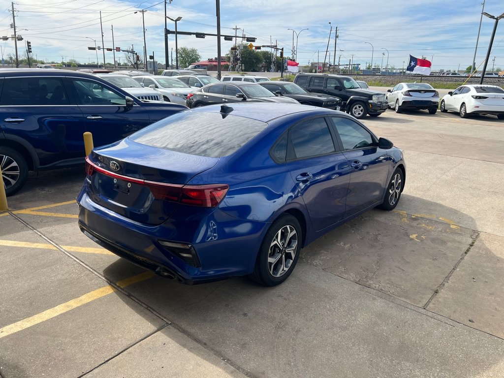 Used 2020 Kia Forte LXS FWD image 5