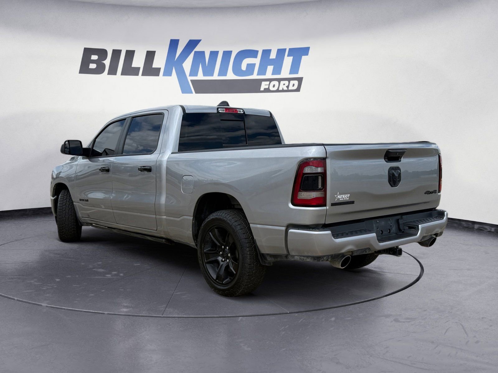 Used 2023 RAM 1500 Big Horn AWD/4WD image 3