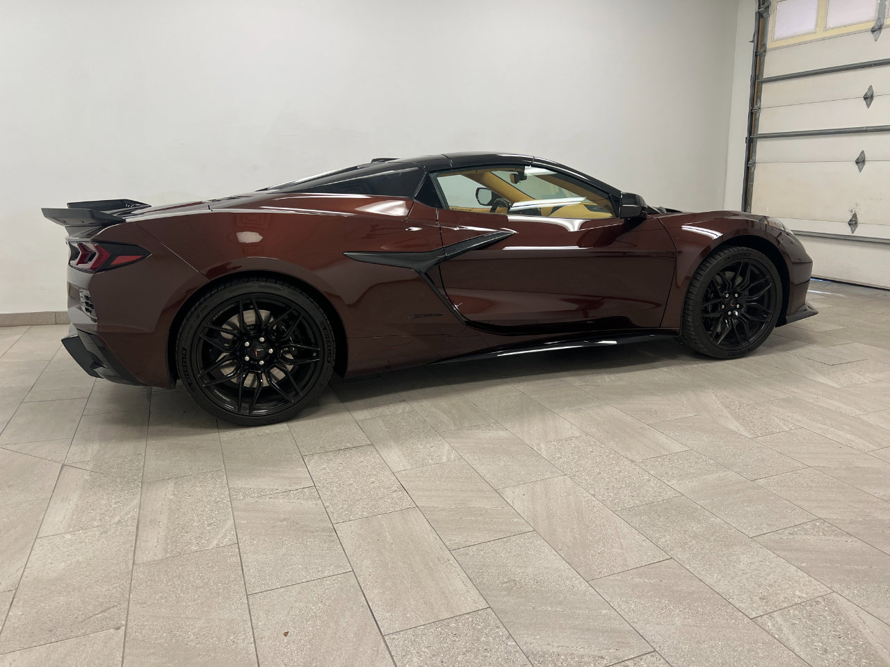 Used 2023 Chevrolet Corvette Z06 image 17