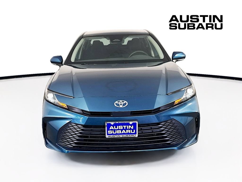 Used 2025 Toyota Camry LE w/ Convenience Package FWD image 2