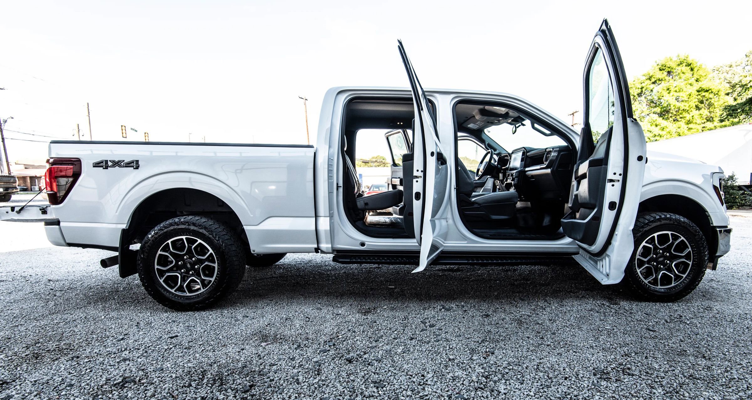 Used 2025 Ford F150 XL AWD/4WD image 19
