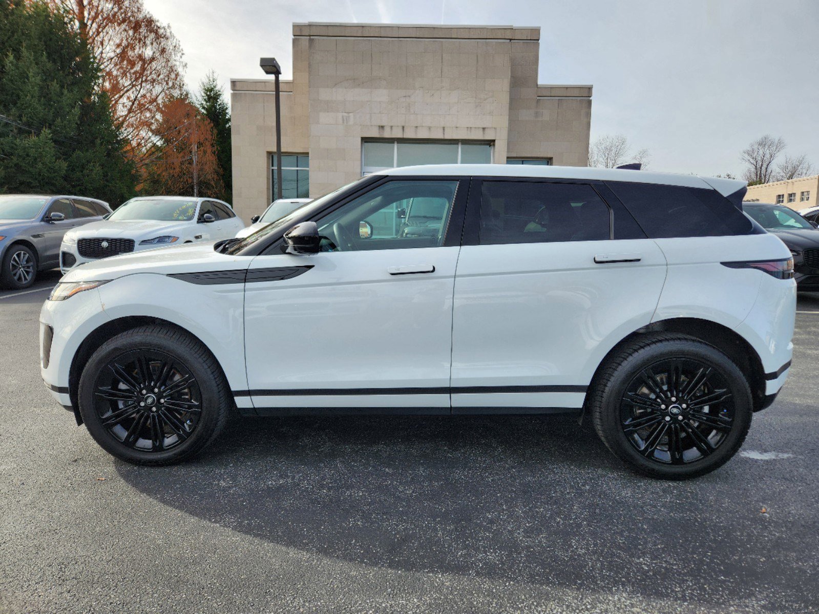 Certified 2024 Land Rover Range Rover Evoque S AWD/4WD image 5