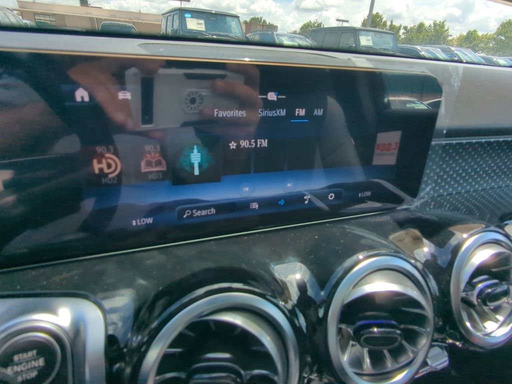 New 2025 Mercedes-Benz GLB 250 GLB 250 image 6