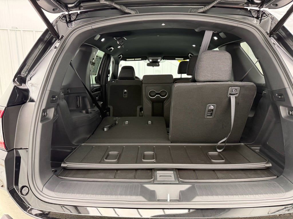 New 2026 Honda Pilot Sport image 8