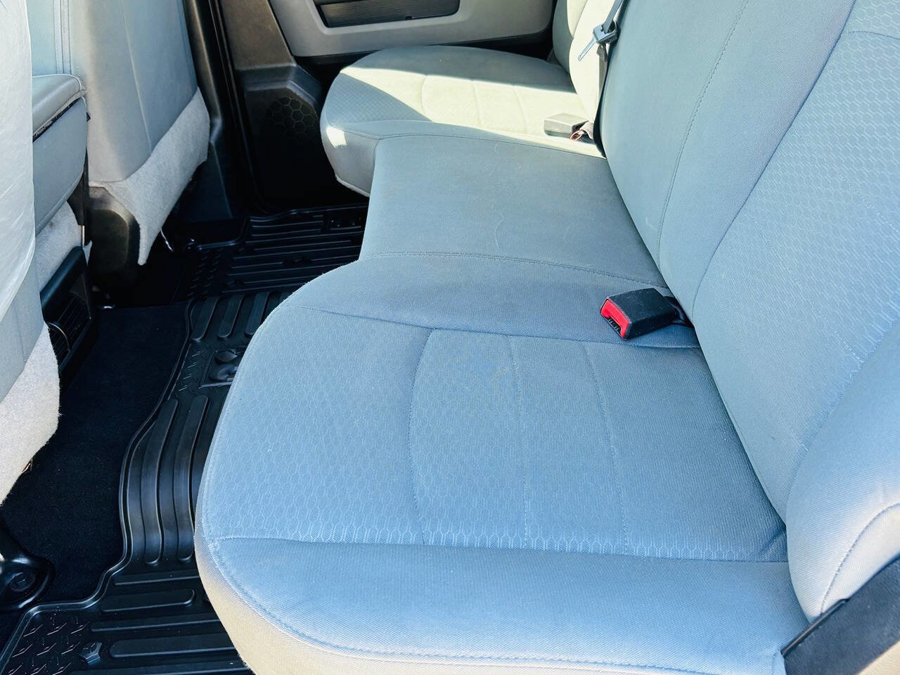 Used 2018 RAM 1500 Classic SLT image 18