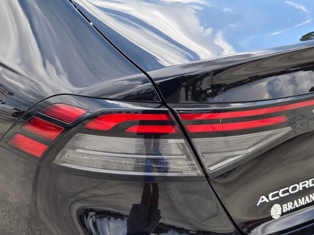 Used 2023 Honda Accord EX image 8