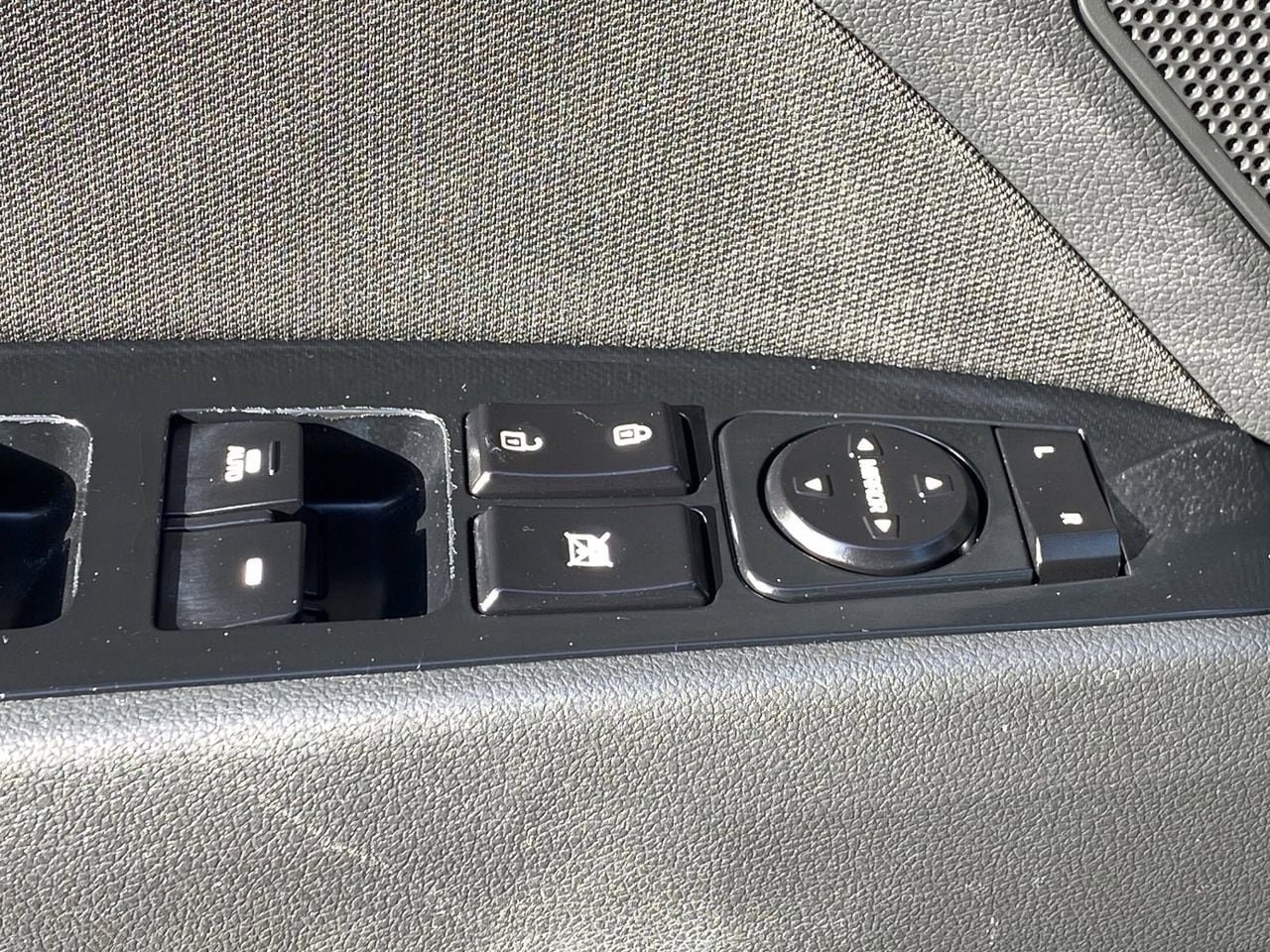 Used 2018 Hyundai Elantra Value Edition w/ Cargo Package FWD image 28
