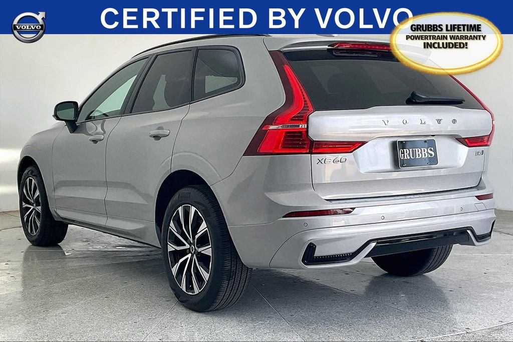 Used 2025 Volvo XC60 B5 Core image 16