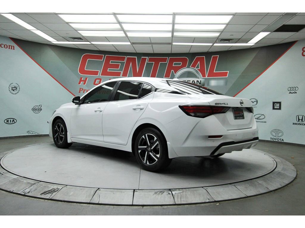 Certified 2025 Nissan Sentra SV w/ All-Weather Package image 4