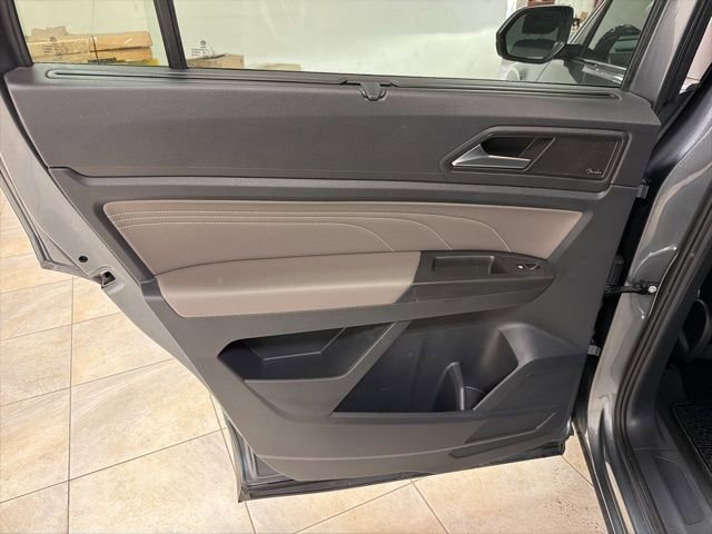 Used 2023 Volkswagen Atlas SEL Premium image 15