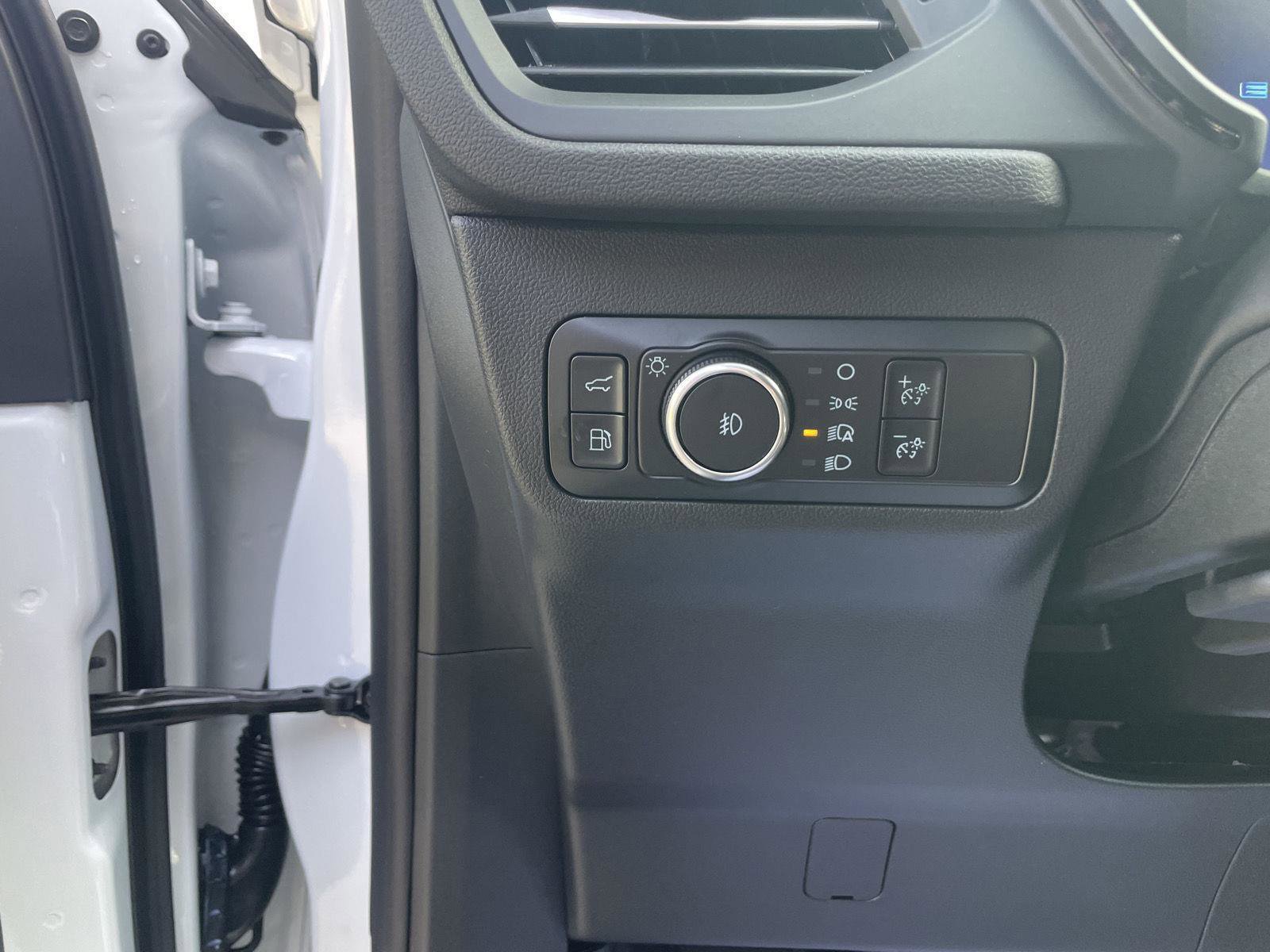 New 2026 Ford Escape ST-Line Select w/ Tech Pack #1 AWD/4WD image 13