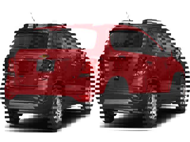 Used 2021 Chevrolet Trax LT image 2