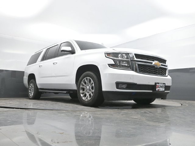 Used 2019 Chevrolet Suburban LT AWD/4WD image 40
