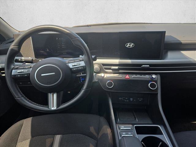 Used 2025 Hyundai Sonata SEL FWD image 15