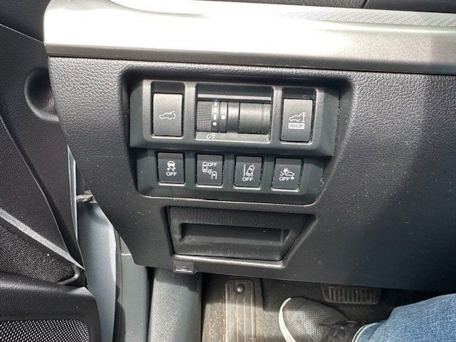 Used 2018 Subaru Outback 2.5i Premium image 14