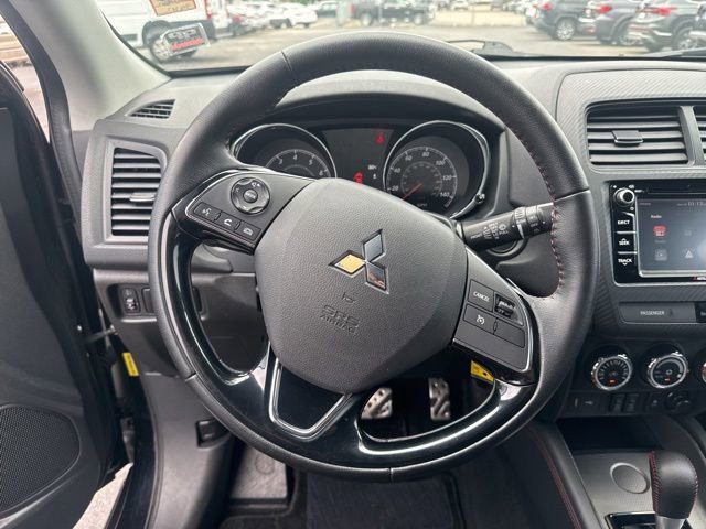 Used 2018 Mitsubishi Outlander Sport ES FWD image 26