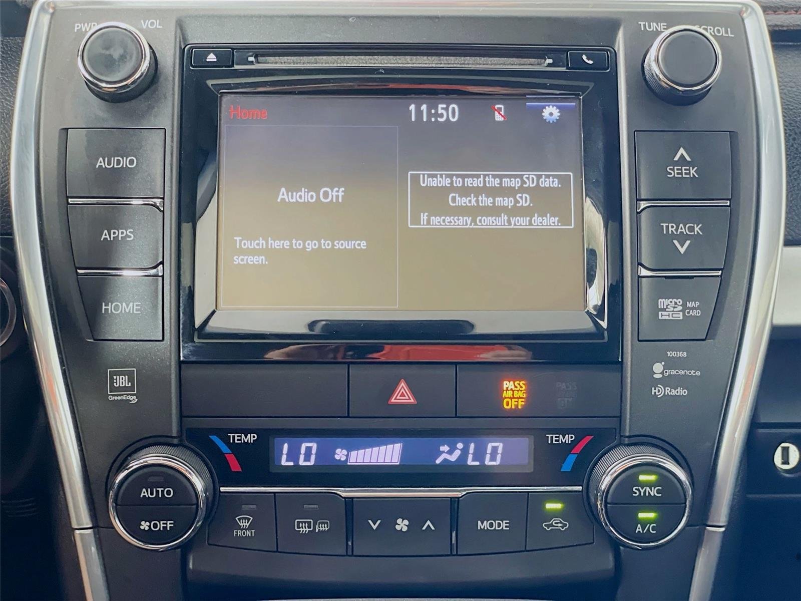 Used 2015 Toyota Camry XSE w/ Advanced Technology Package FWD image 17