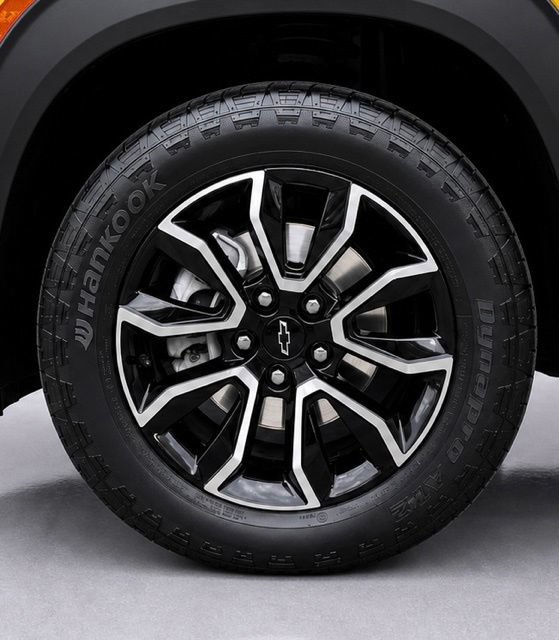 Used 2024 Chevrolet TrailBlazer ACTIV w/ Convenience Package AWD/4WD image 35