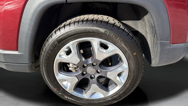 Used 2021 Jeep Compass Limited image 27