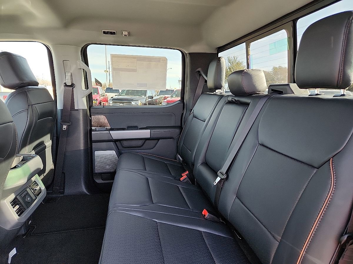 New 2026 Ford F250 Lariat w/ Lariat Premium Package image 5