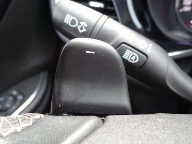 Used 2023 Buick Envision Essence w/ Sport Touring Package FWD image 25