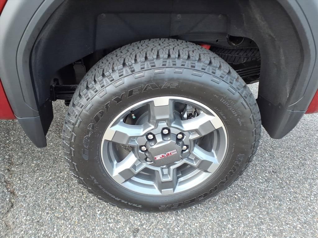 New 2026 GMC Sierra 2500 SLT w/ SLT Convenience Package image 8