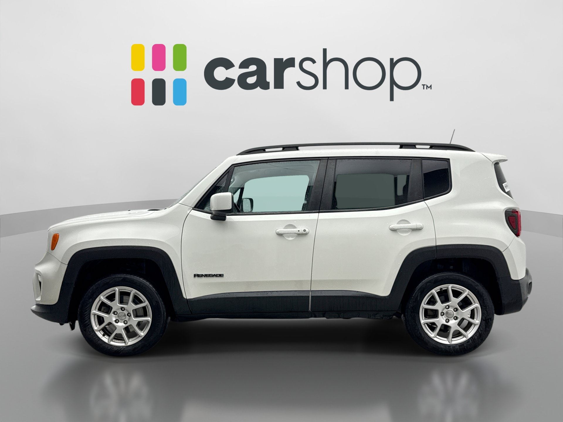 Used 2019 Jeep Renegade Latitude w/ Cold Weather Group AWD/4WD image 2