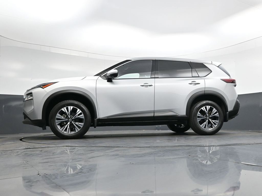 Used 2021 Nissan Rogue SV image 37