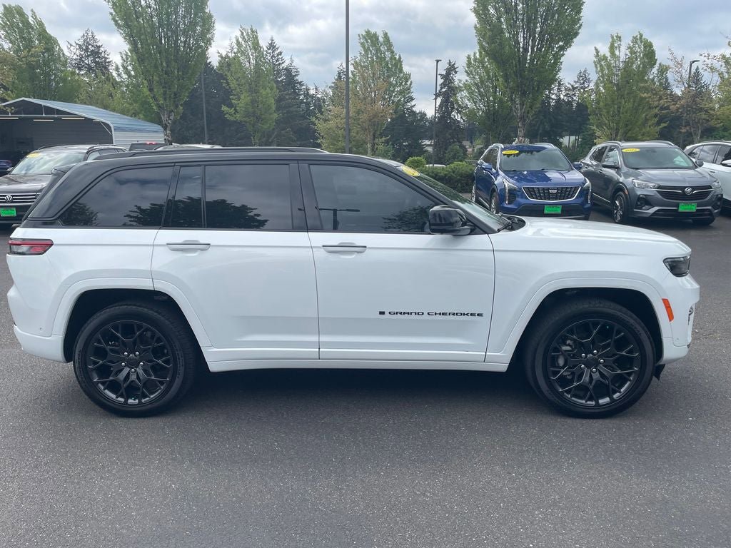 Used 2025 Jeep Grand Cherokee Summit AWD/4WD video 2